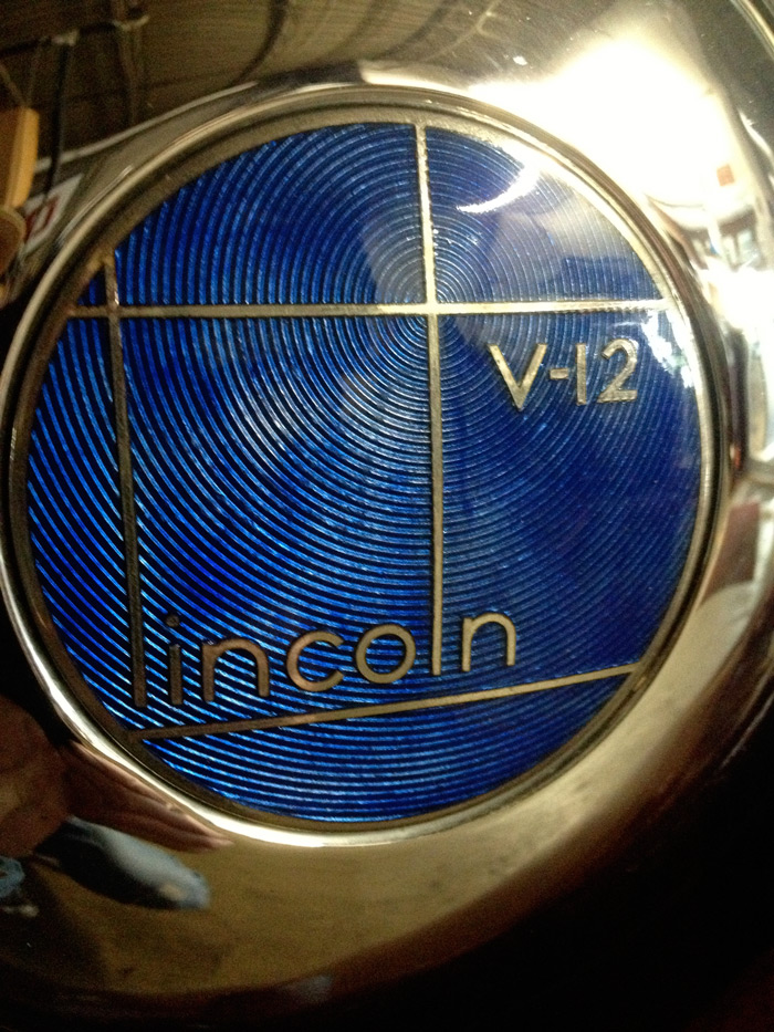 37-lincoln-v12